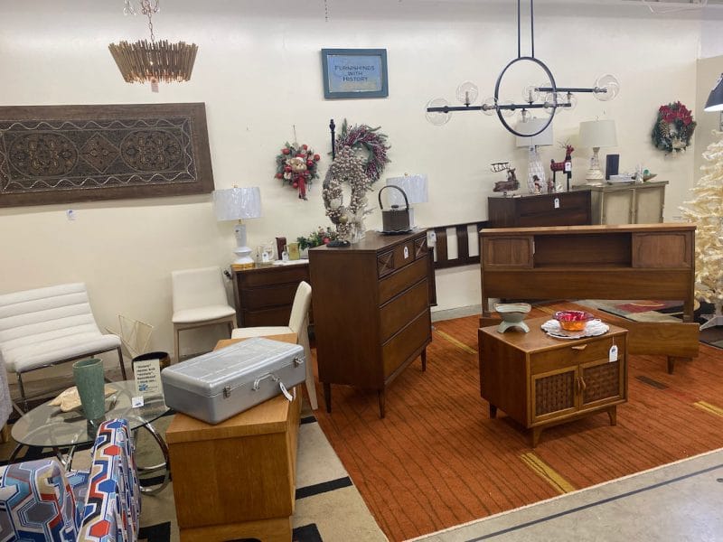 Antiques and vintage finds at Riverside Centre Antique Mall